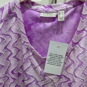 LOGO by Lori Goldstein S/S Burnout Lavender Textured Top
